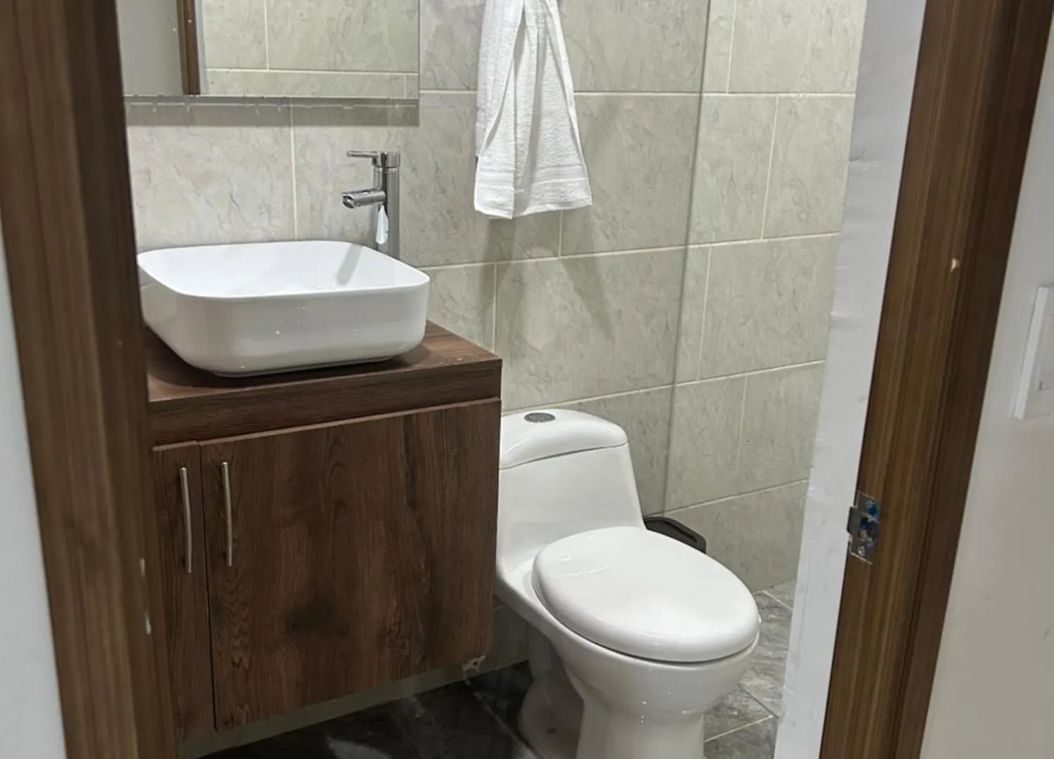 Casa Con Excelente Ubicacion Y Parqueadero Apartment Medellin